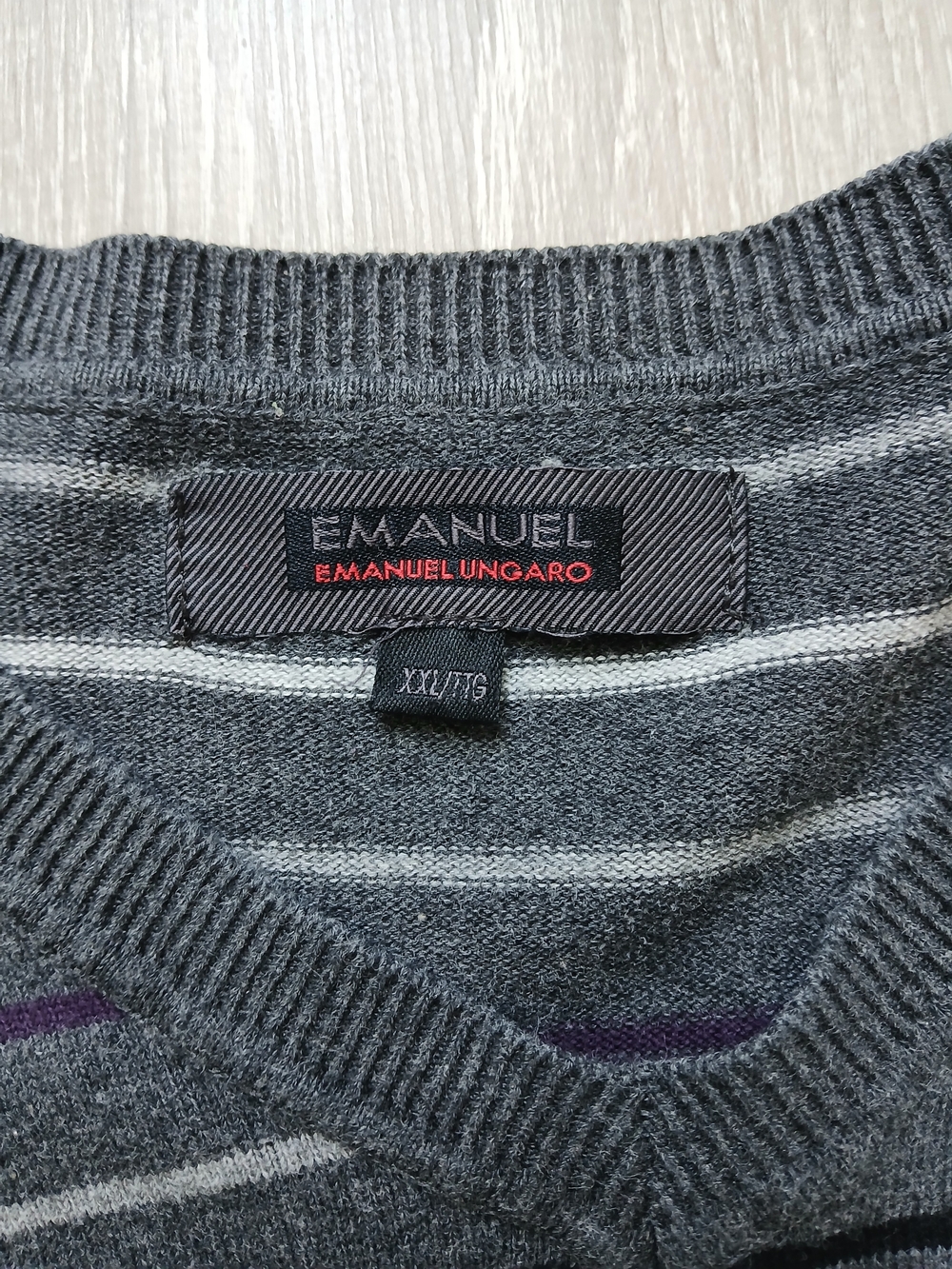 Emanuel Ungaro Gray V-Neck Stripe Sweater 100 % Cotton - Picture 6 of 12